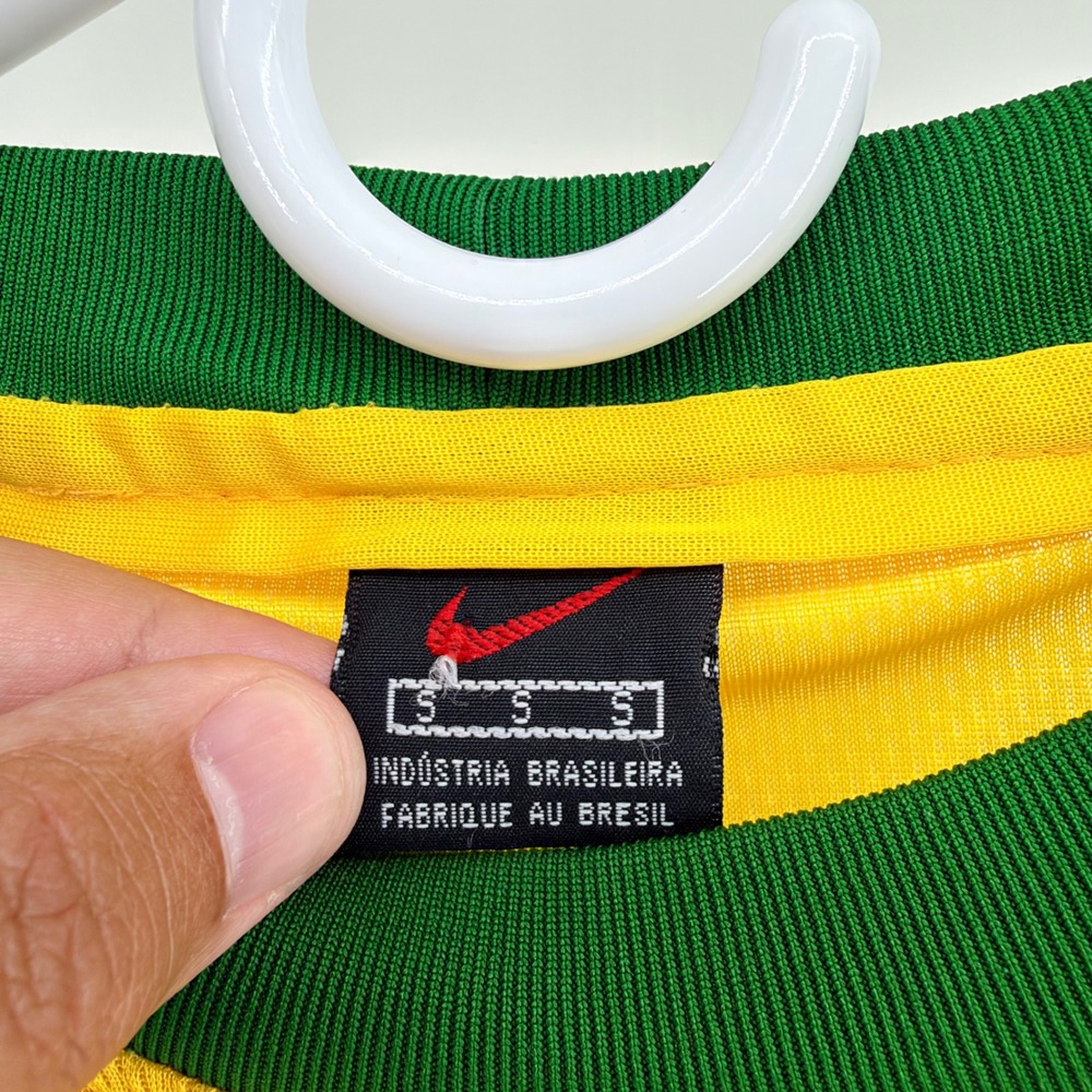Vintage Nike Brazil CBF Soccer Jersey Mesh Panel Athletic Shirt S Yellow Green - Picture 7 of 8
